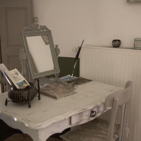 Chateau De L'Oiseliniere Bed & Breakfast Gorges  Bagian luar foto