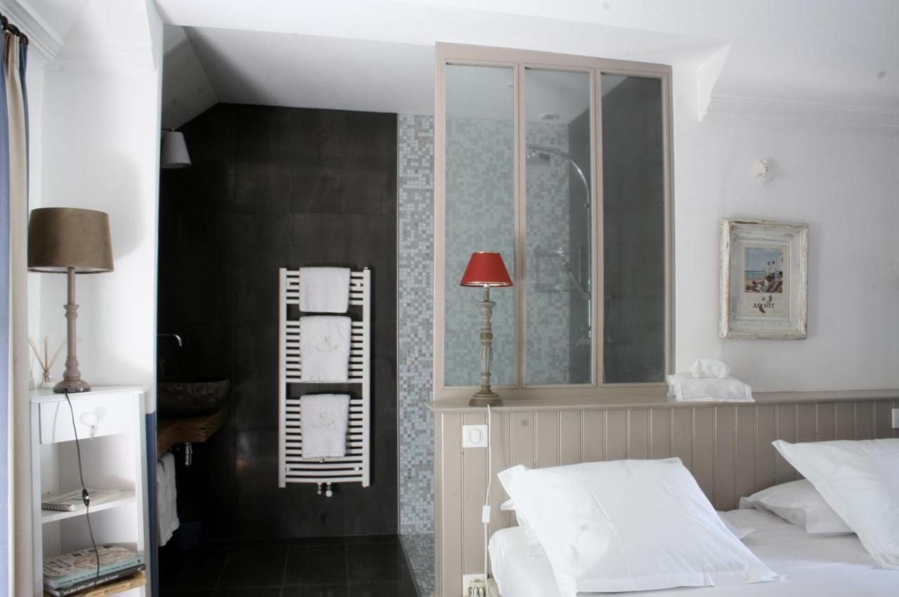 Chateau De L'Oiseliniere Bed & Breakfast Gorges  Bagian luar foto