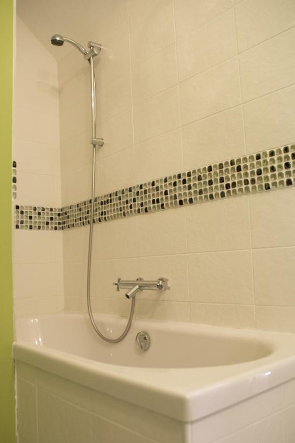 Chateau De L'Oiseliniere Bed & Breakfast Gorges  Bagian luar foto