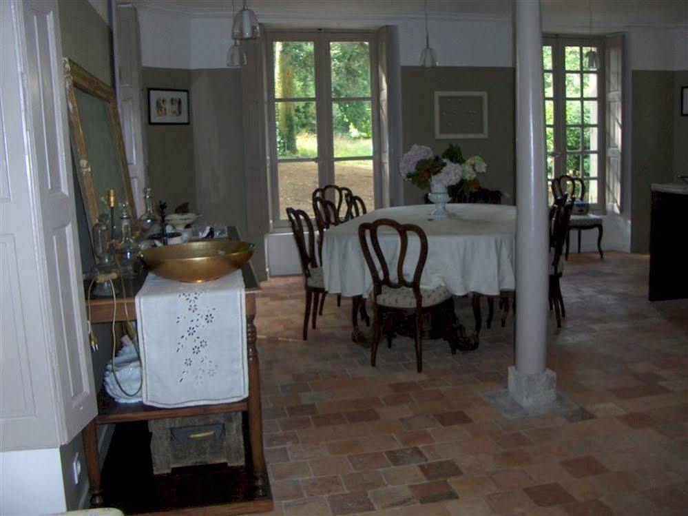 Chateau De L'Oiseliniere Bed & Breakfast Gorges  Bagian luar foto