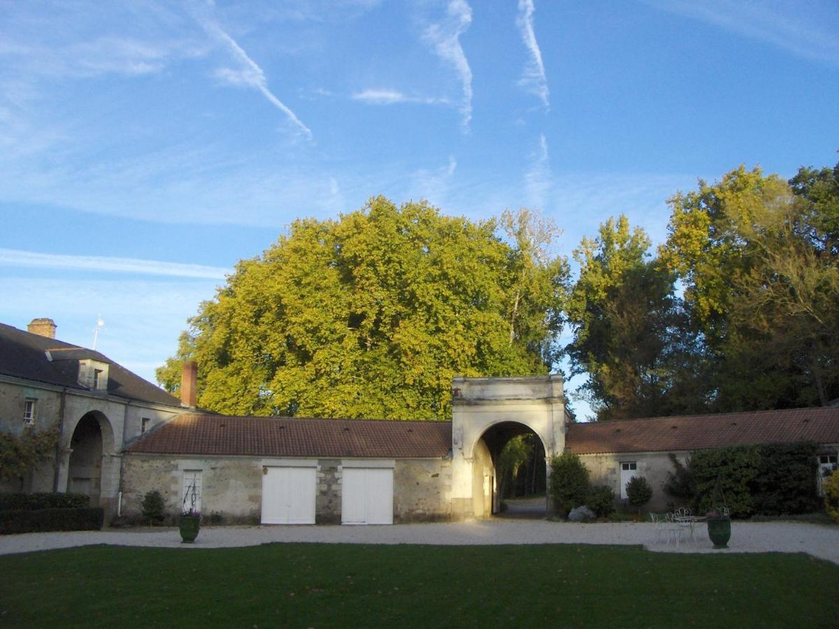 Chateau De L'Oiseliniere Bed & Breakfast Gorges  Bagian luar foto